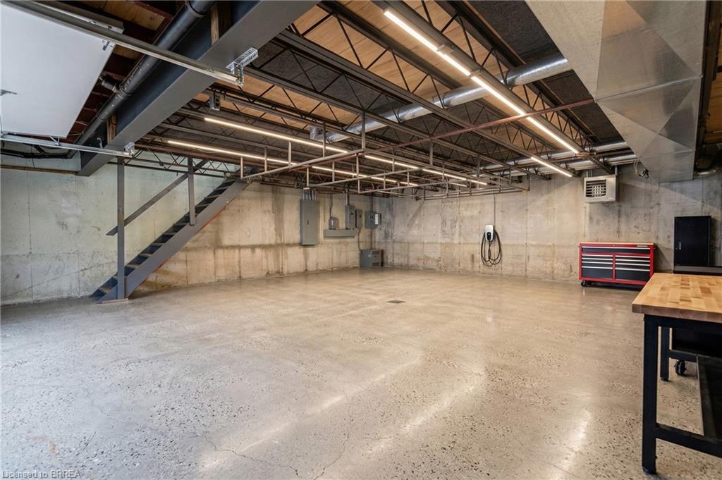 164 Charing Cross Street Property Photo 11