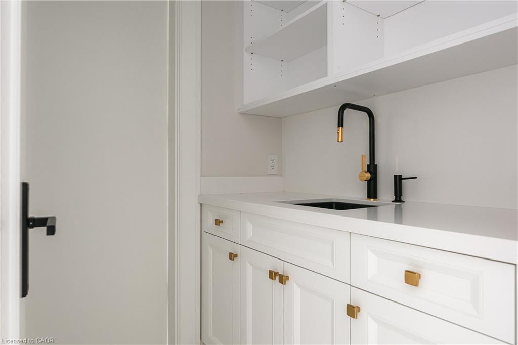 481 Chartwell Road Property Photo 19