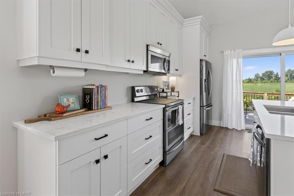 7-744 Nelson Street W Property Photo 15