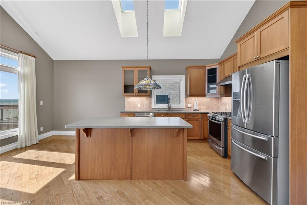 16-80 New Lakeshore Road Property Photo 17