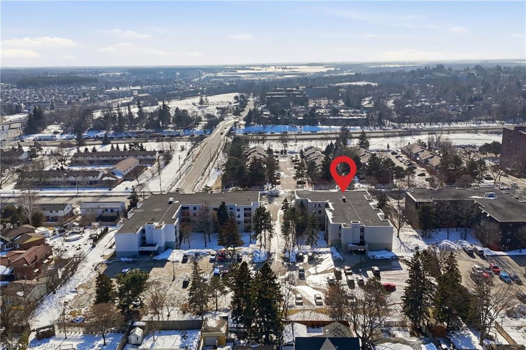 308-75 Silvercreek Parkway N Property Photo 32
