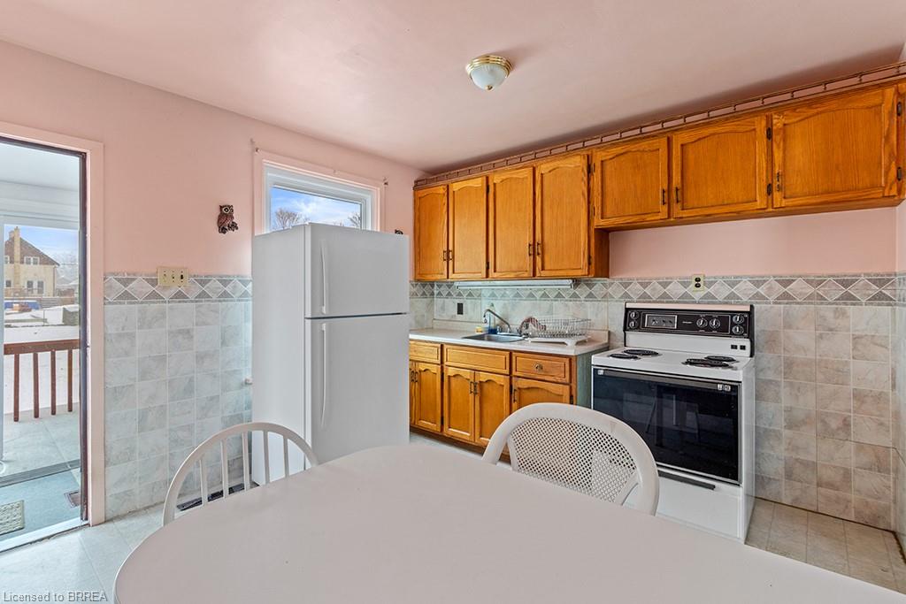626 13th Avenue Property Photo 14