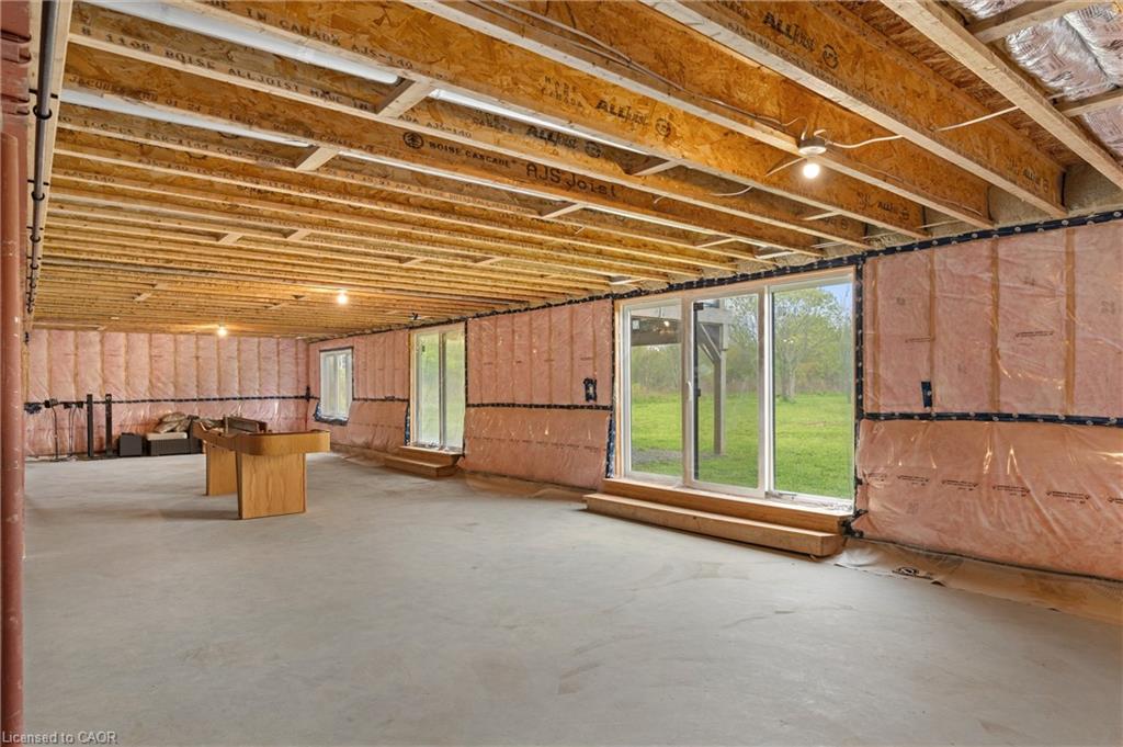 557 Burleigh Road N Property Photo 39