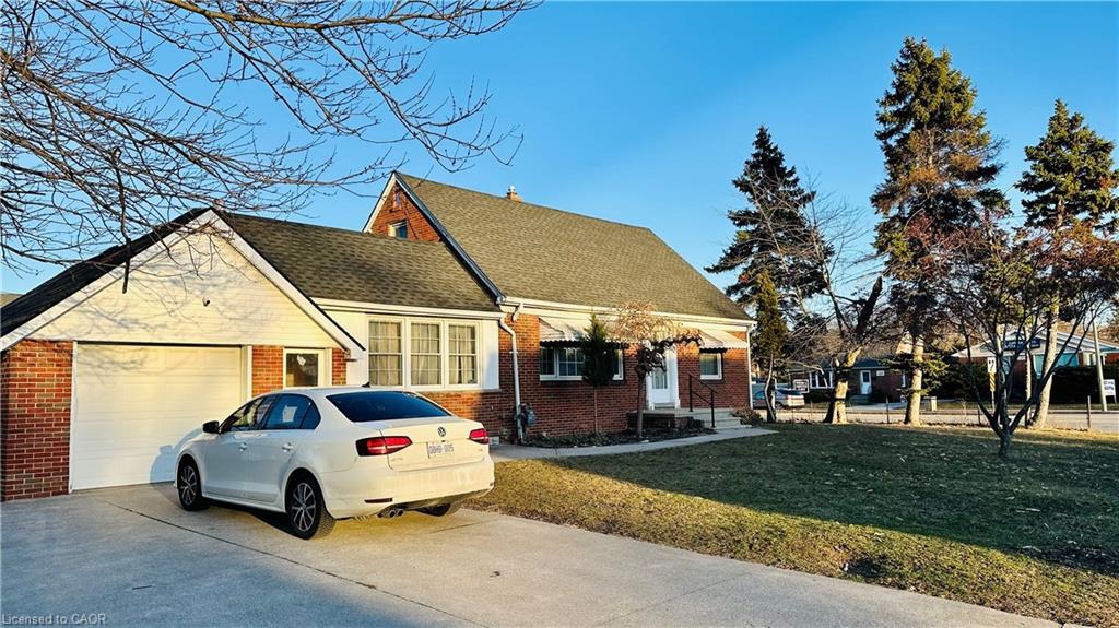 486 Matthew Brady Avenue Property Photo 2