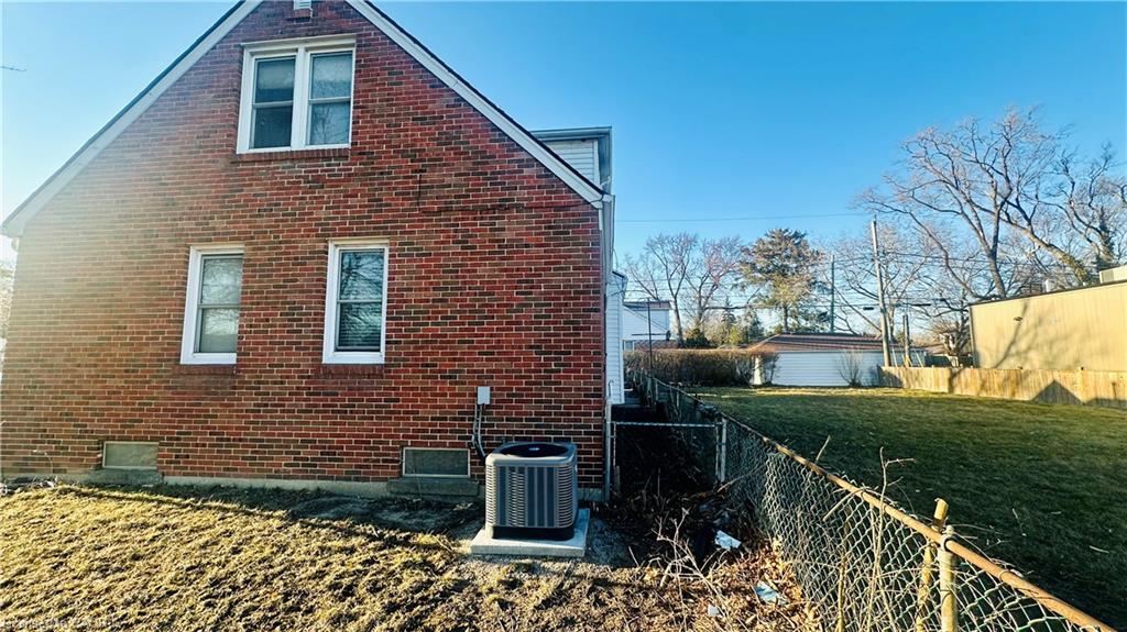 486 Matthew Brady Avenue Property Photo 7