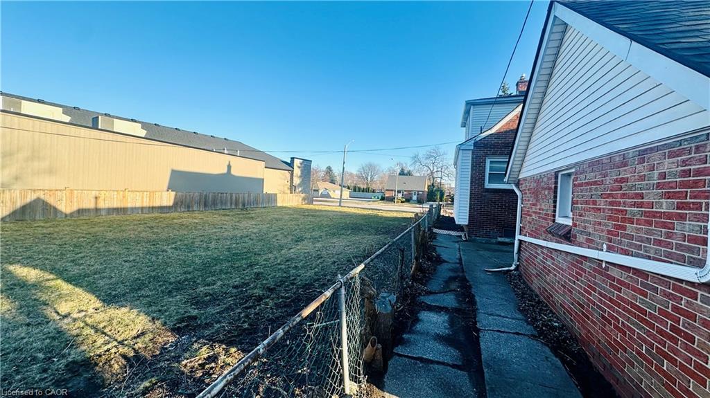 486 Matthew Brady Avenue Property Photo 34