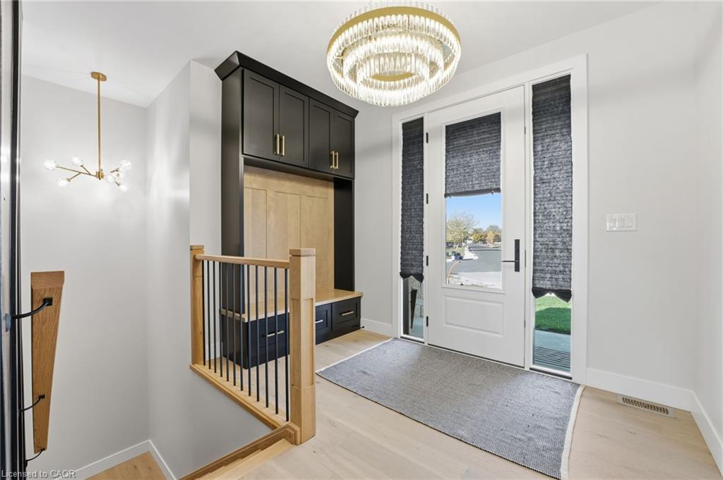 48 Rebecca Drive Property Photo 3