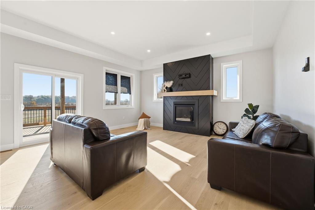48 Rebecca Drive Property Photo 6