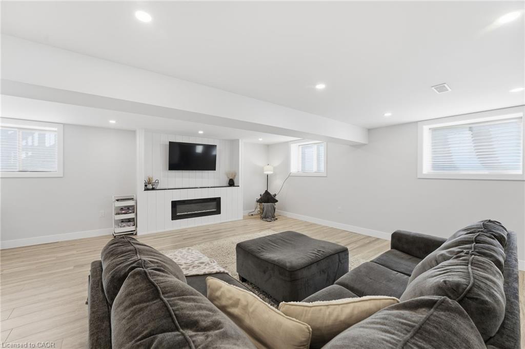 48 Rebecca Drive Property Photo 21