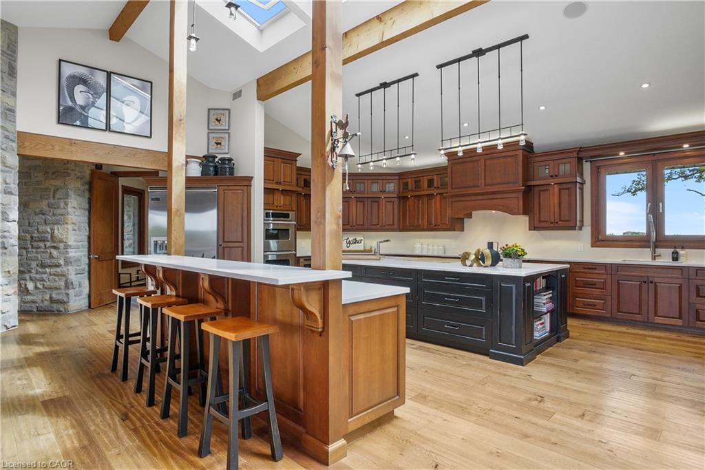 1546 Maryhill Road Property Photo 10
