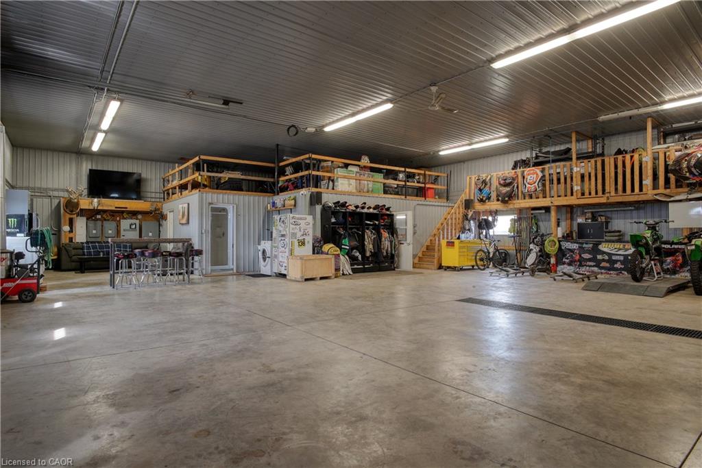 1546 Maryhill Road Property Photo 43