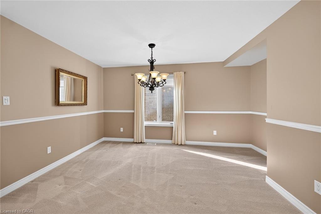 76 Abbotsford Trail Property Photo 4