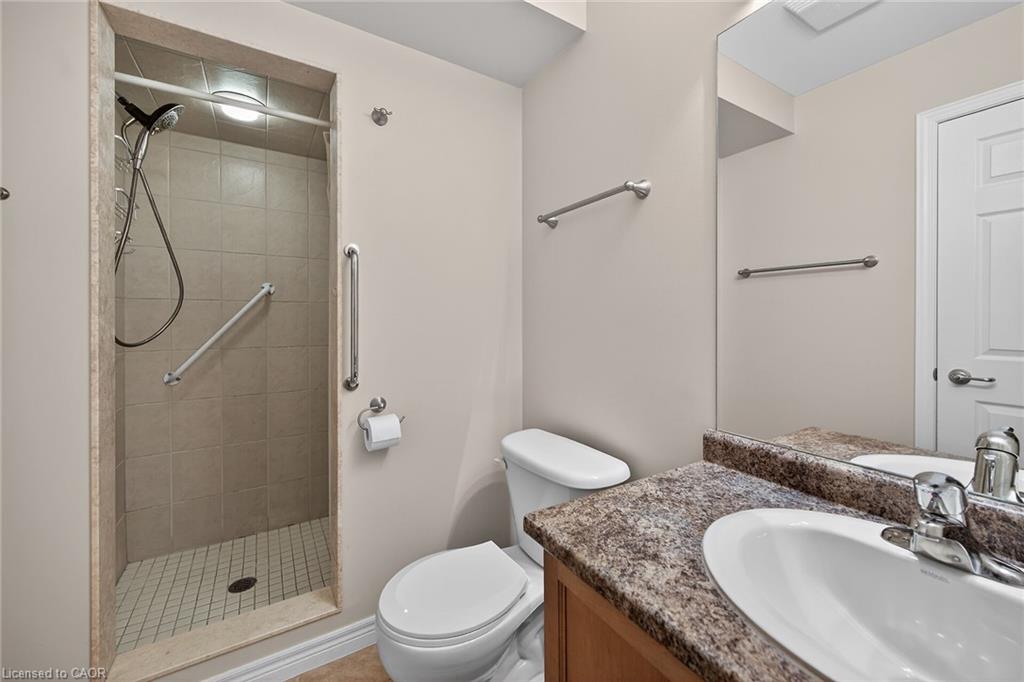 76 Abbotsford Trail Property Photo 7
