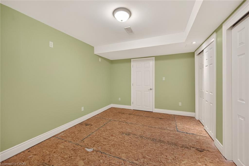 76 Abbotsford Trail Property Photo 34