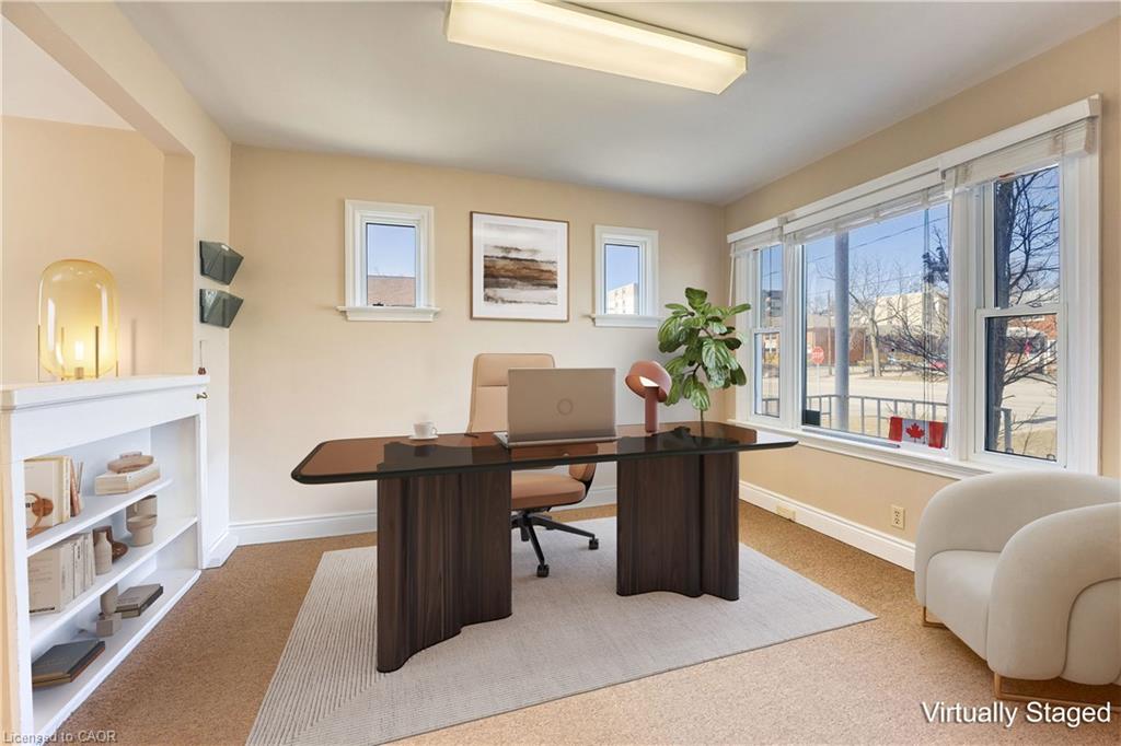 855 Exmouth Street Property Photo 2