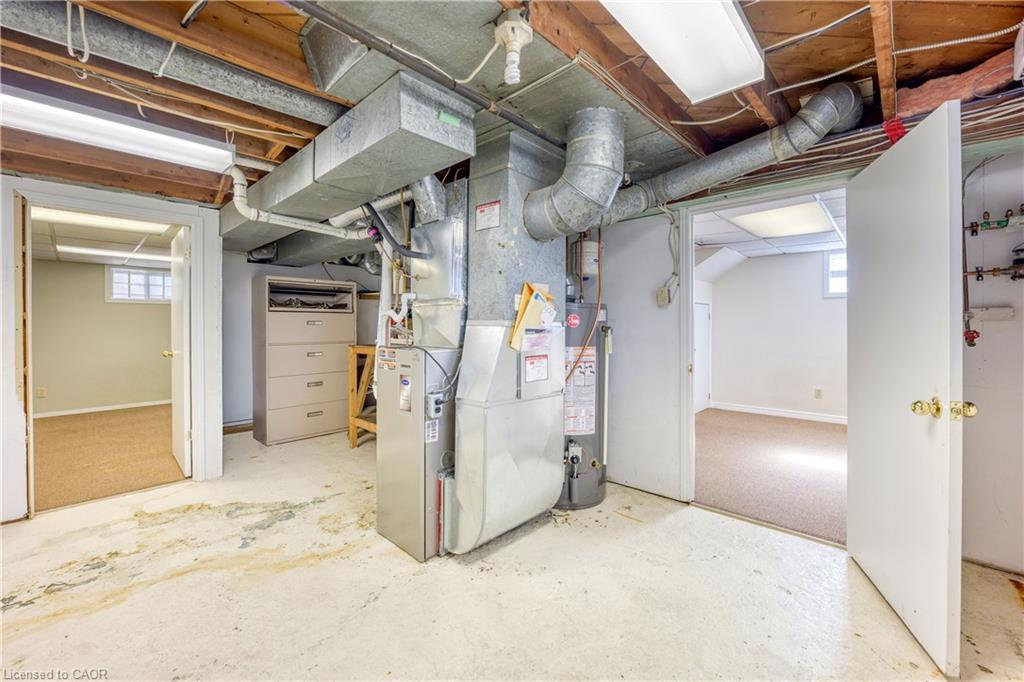 855 Exmouth Street Property Photo 32