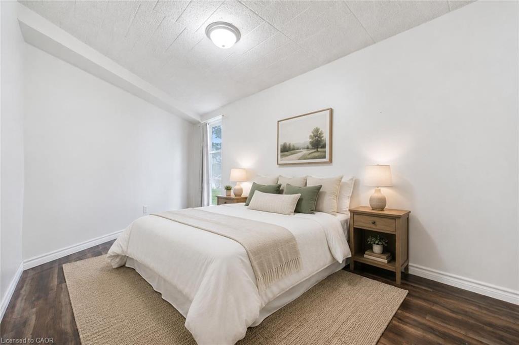 307-91 Conroy Crescent Property Photo 6