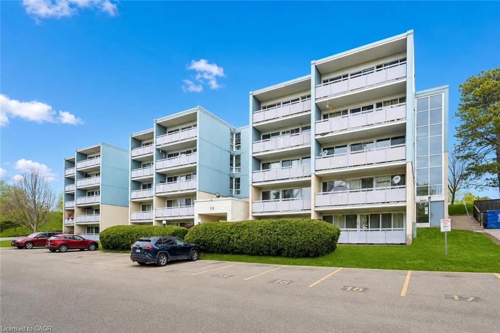 307-91 Conroy Crescent Property Photo 13