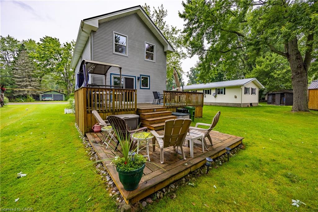 306 Cedar Drive Property Photo 4