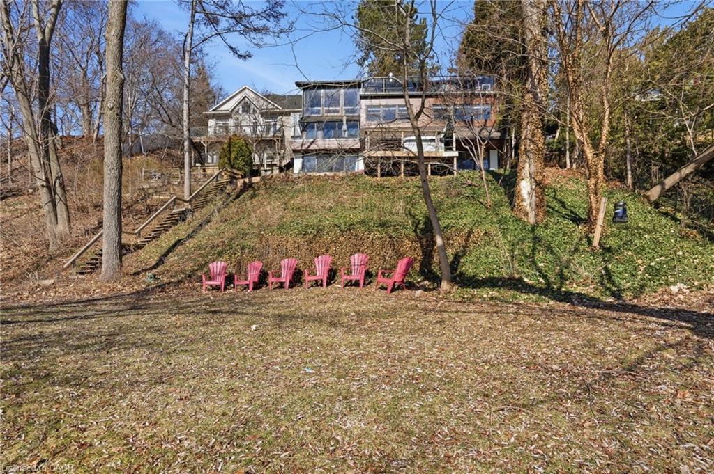 868 Danforth Place Property Photo 44