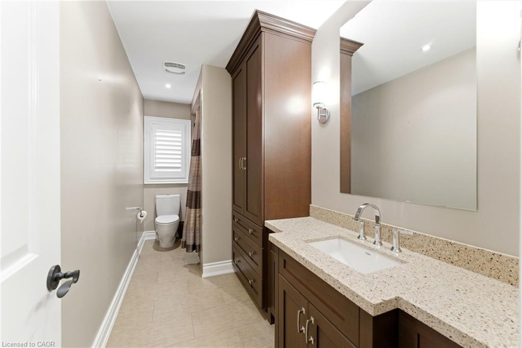 67 Alma Street Property Photo 33