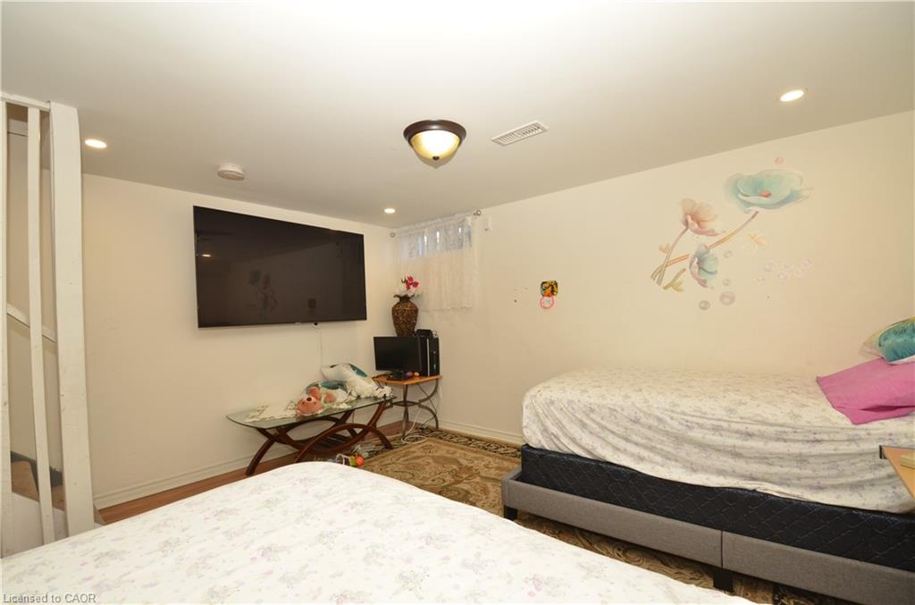 23-490 Grey Street Property Photo 12