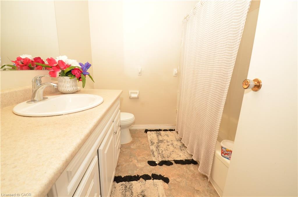 23-490 Grey Street Property Photo 14