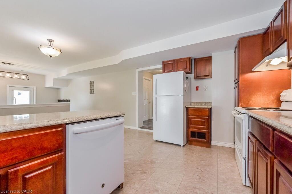 353 Wellington Street E Property Photo 14