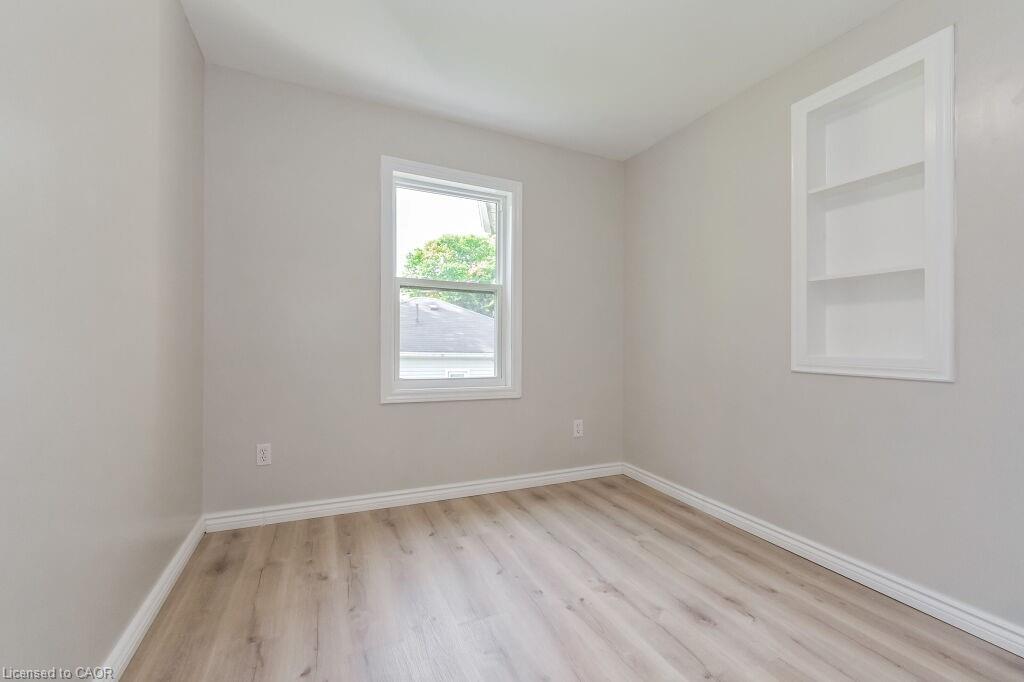 353 Wellington Street E Property Photo 20