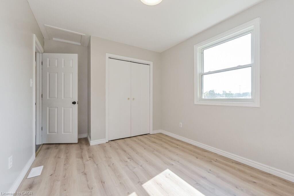353 Wellington Street E Property Photo 23