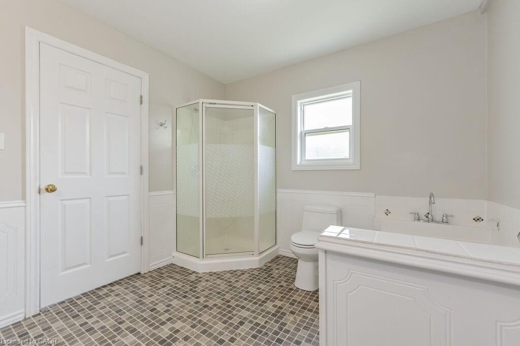 353 Wellington Street E Property Photo 25