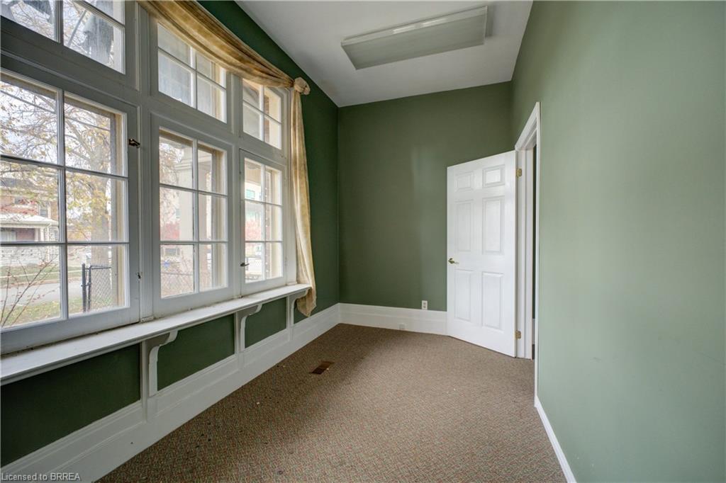41 Wellington Street Property Photo 6