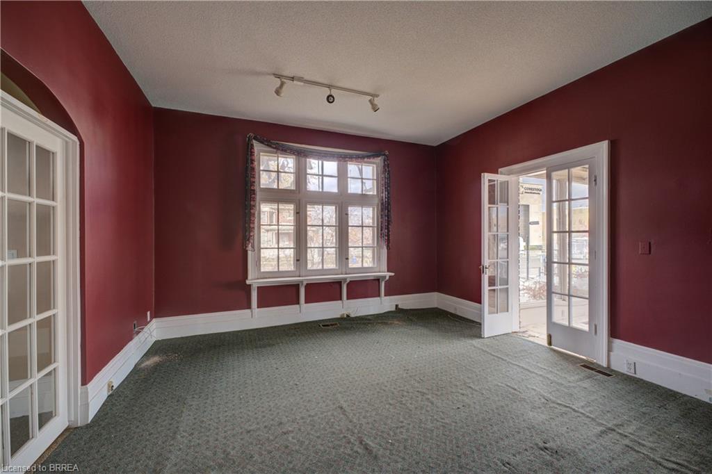 41 Wellington Street Property Photo 7