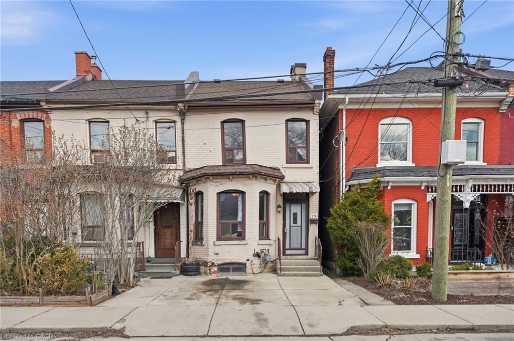 79 Murray Street E Property Photo 2