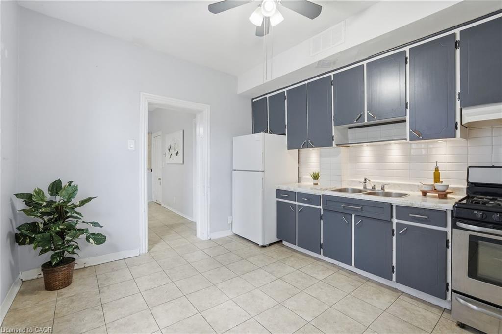 79 Murray Street E Property Photo 15