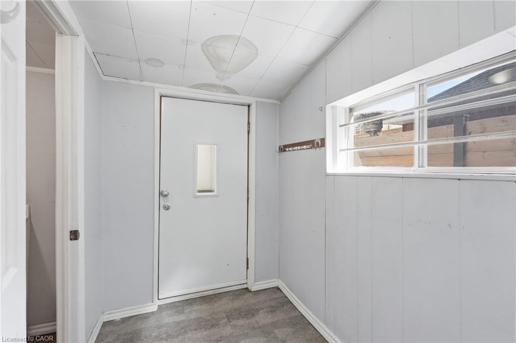 79 Murray Street E Property Photo 19