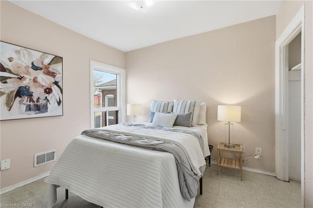 79 Murray Street E Property Photo 27
