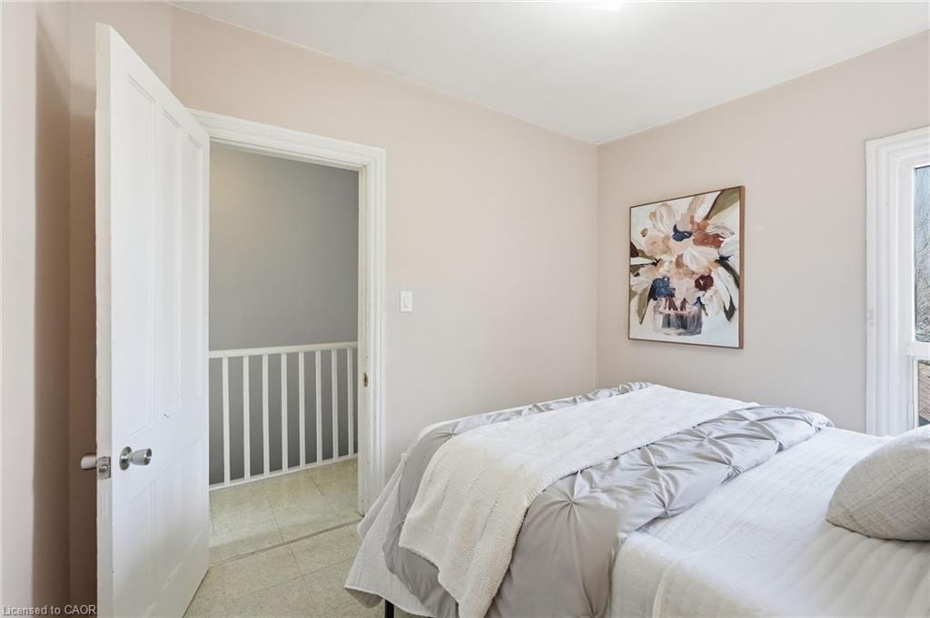 79 Murray Street E Property Photo 29