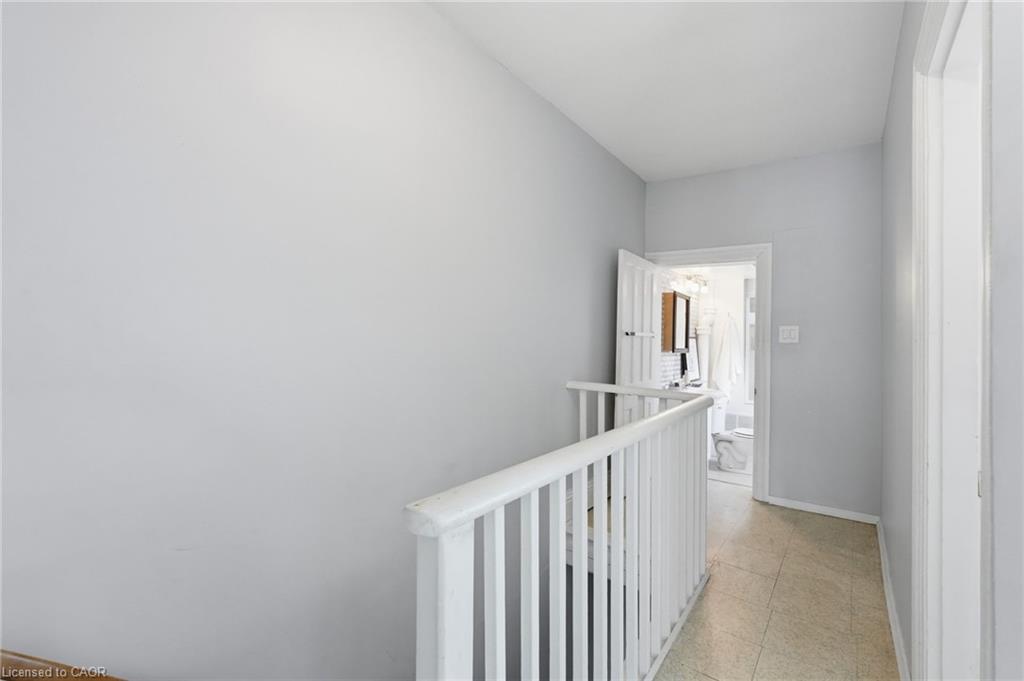 79 Murray Street E Property Photo 30