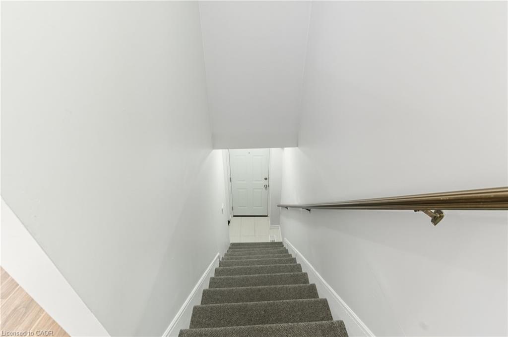 2-2 Windsor Street Property Photo 14