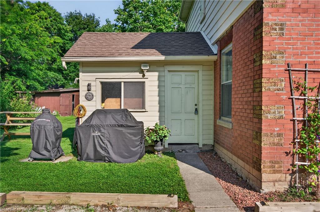113 Freelton Road Property Photo 32