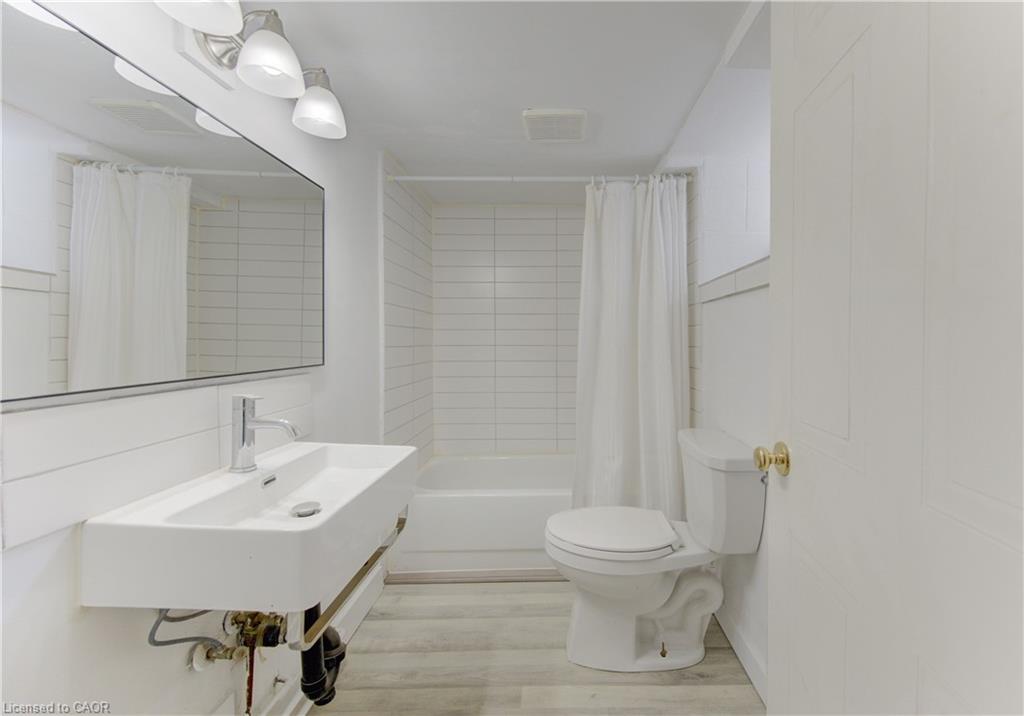 67 Louisa Street Property Photo 29