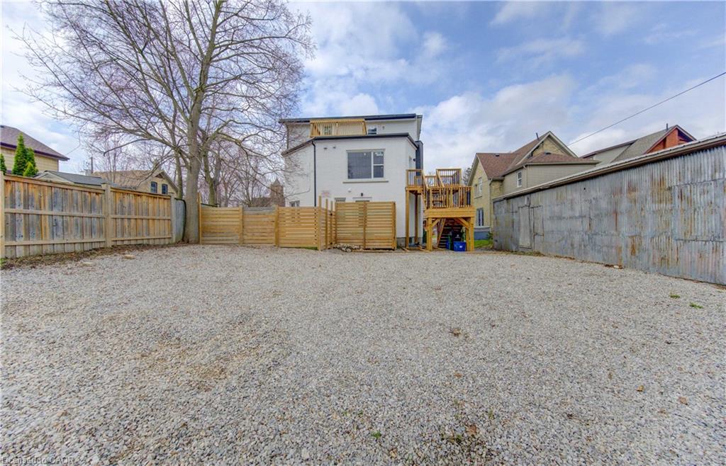 67 Louisa Street Property Photo 44