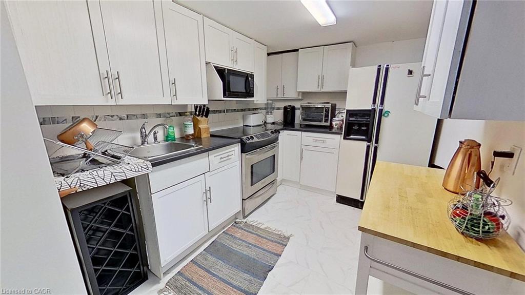 27 Hepburn Avenue Property Photo 25