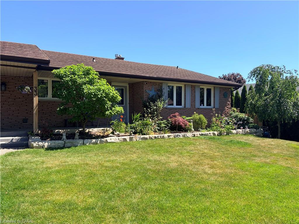 33 Bee Street Property Photo 6