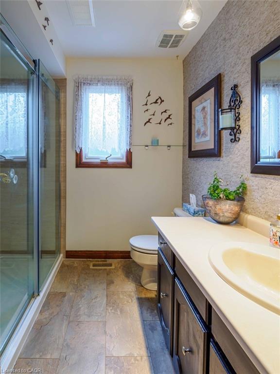 33 Bee Street Property Photo 25