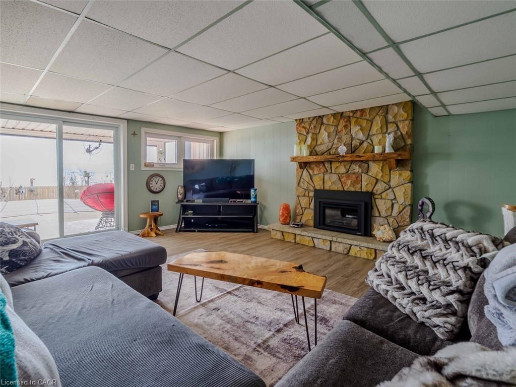 33 Bee Street Property Photo 29