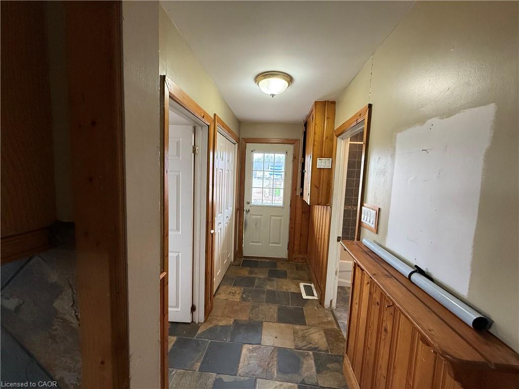 1817 Regional Road 97 Property Photo 4