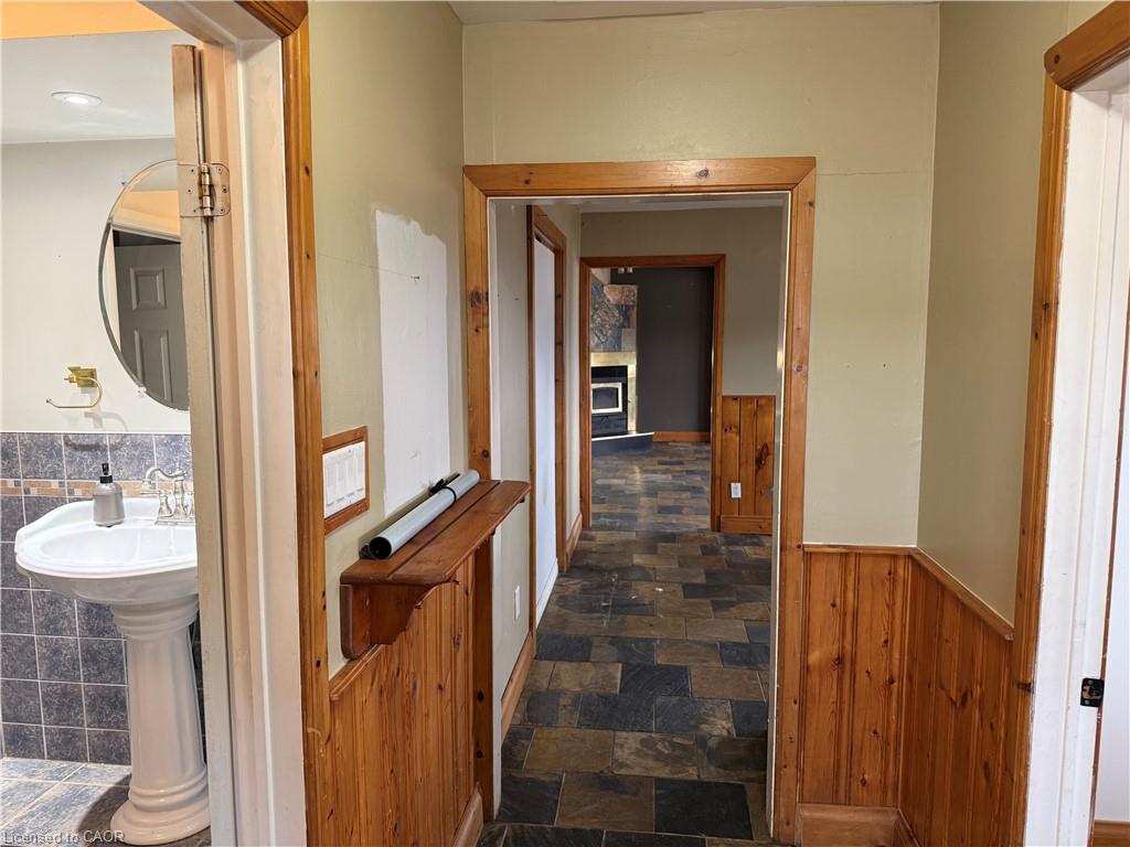 1817 Regional Road 97 Property Photo 5