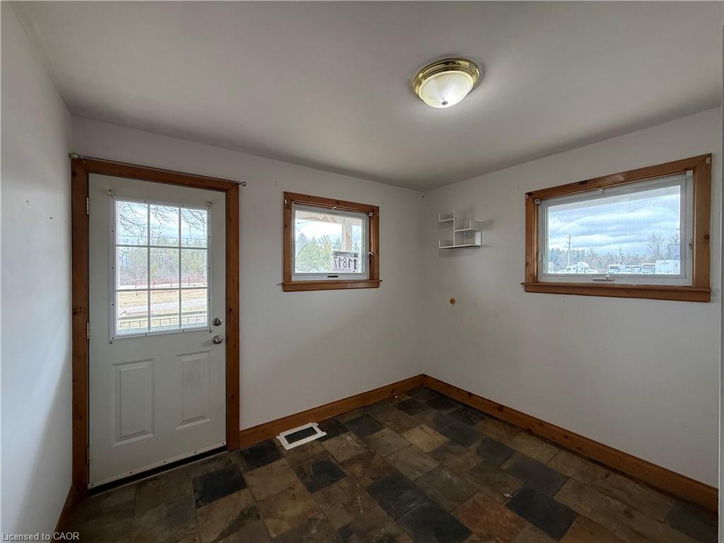 1817 Regional Road 97 Property Photo 15